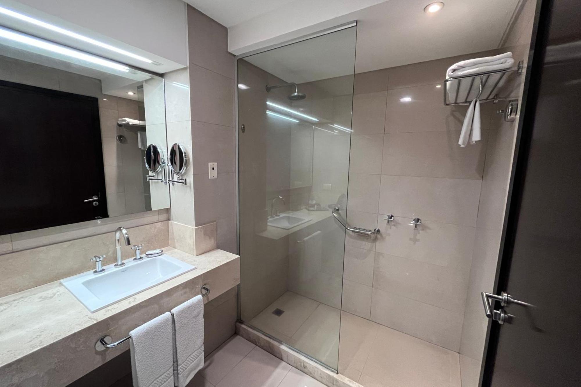 Sheraton Tucuman Hotel San Miguel de Tucumán Eksteriør billede