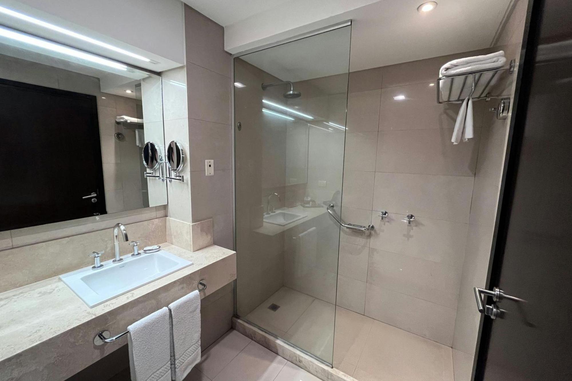 Sheraton Tucuman Hotel San Miguel de Tucumán Eksteriør billede